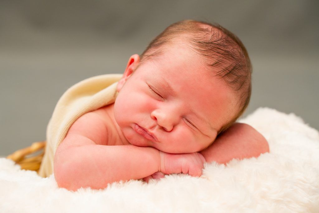 newborn fotografos vitoria gasteiz embarazo newborn estudio foto fotografía infantil fotógrafa